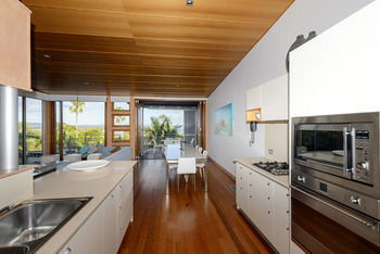 Noosa Residences - Accommodation Mermaid Beach 14