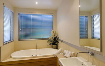 Noosa Residences - Accommodation Mermaid Beach 30