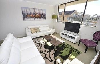 North Sydney 21 Rig Furnished Apartment - Accommodation Mermaid Beach 6