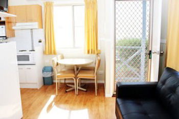 REDHEAD BEACH HOLIDAY PARK - Accommodation Mermaid Beach 9