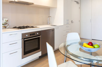 AKOM Melbourne - Accommodation Mermaid Beach 4