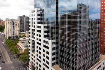 AKOM Melbourne - Accommodation Mermaid Beach 8