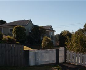 Cascade Cottage - Accommodation Mermaid Beach 4
