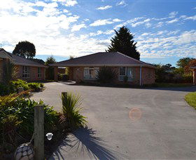 All Inn Strahan Holiday Units - Accommodation Mermaid Beach 2