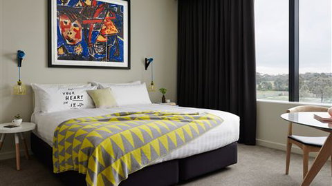 The Larwill Studio - Accommodation Mermaid Beach 0