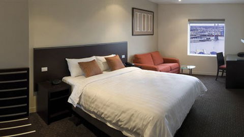 Atlantis Hotel - Accommodation Mermaid Beach 0