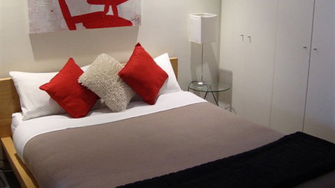About Melbourne Apartments - Accommodation Mermaid Beach 0