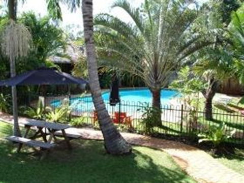 Coochie Island Resort - Accommodation Mermaid Beach 0