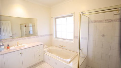 Farm Accommodation - Accommodation Mermaid Beach 7