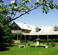 Lawson Lodge Country Estate