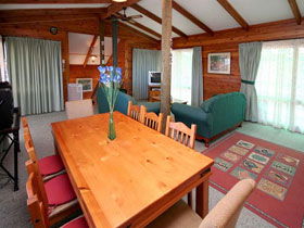 Island Lodge Karinga Park - Accommodation Mermaid Beach 1
