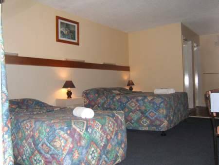 A Oscar Motel - Accommodation Mermaid Beach 3