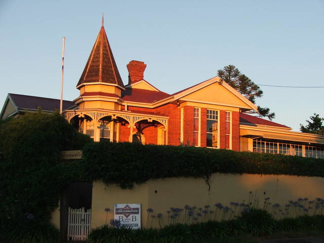 Calder TAS Accommodation Mermaid Beach