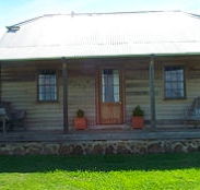Brickendon Historic  Farm Cottages - Accommodation Mermaid Beach