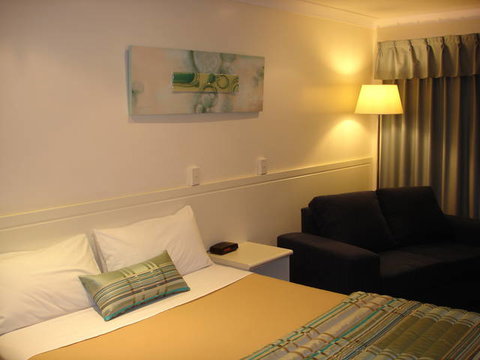 Comfort Inn Glenfield - Accommodation Mermaid Beach 3
