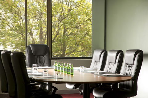 Holiday Inn Melbourne Airport - Accommodation Mermaid Beach 1
