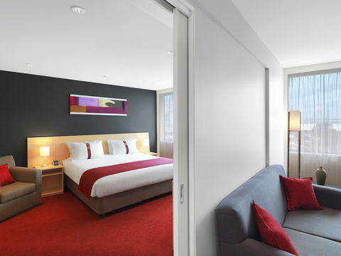 Holiday Inn Melbourne Airport - Accommodation Mermaid Beach 6