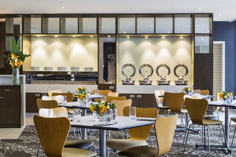 Holiday Inn Melbourne Airport - Accommodation Mermaid Beach 8