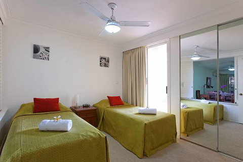 La Grande Luxury Apartments - Accommodation Mermaid Beach 5