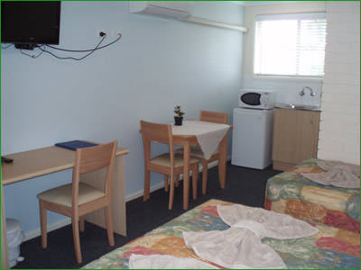 Manilla Motel - Accommodation Mermaid Beach 1