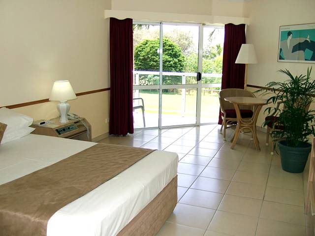 East Mackay QLD Accommodation Mermaid Beach