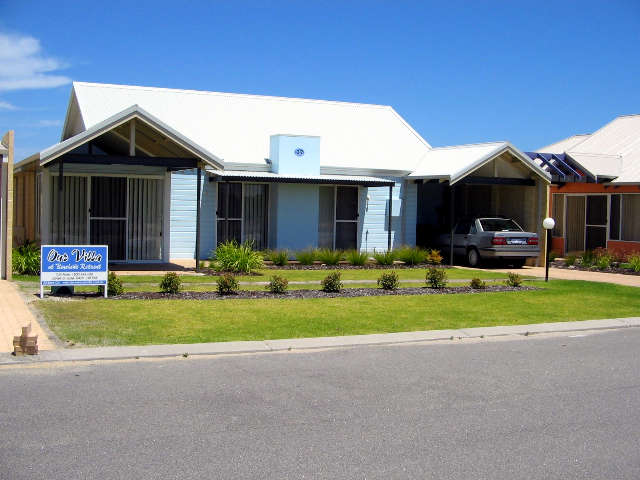 Collingwood Park WA Accommodation Mermaid Beach