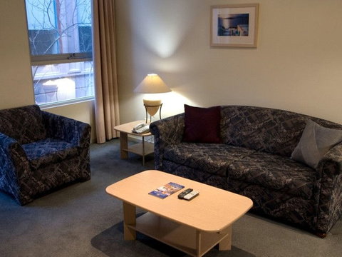 Park Squire Motor Inn & Serviced Apartments - Accommodation Mermaid Beach 1