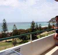 Wyuna Beachfront Holiday Apartments - Accommodation Mermaid Beach