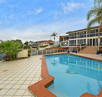 Waterfront Paradise - Accommodation Mermaid Beach