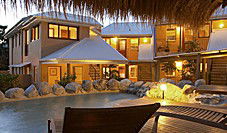 L Auberge Apartments Noosa - Accommodation Mermaid Beach 1