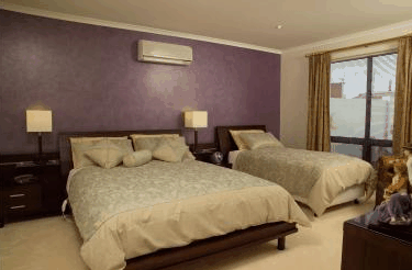 The Charles Robbins - Accommodation Mermaid Beach