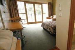 Best Western Forbes Victoria Inn - Accommodation Mermaid Beach 2