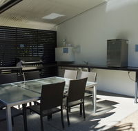 The Bay Apartments - Accommodation Mermaid Beach