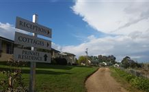 Wagga Wagga Country Cottages - - Accommodation Mermaid Beach 1