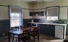 Wagga Wagga Country Cottages - - Accommodation Mermaid Beach 6