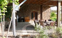 Warilla Bowls And Recreation Club - Holiday Cabins - Accommodation Mermaid Beach 3