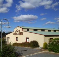Neville Siding - Accommodation Mermaid Beach