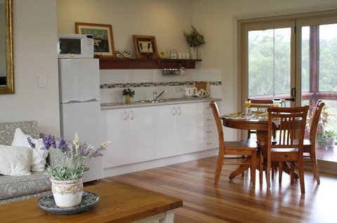 Cosy Cow Farmstay Bed And Breakfast - Accommodation Mermaid Beach 3
