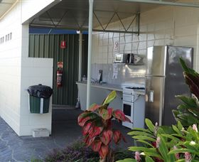 Palm Tree Caravan Park - Accommodation Mermaid Beach 3