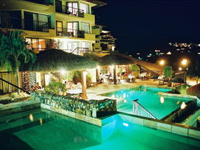 At Waters Edge Resort - Accommodation Mermaid Beach 1