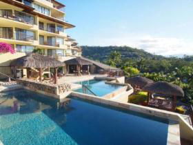 At Waters Edge Resort - Accommodation Mermaid Beach 3