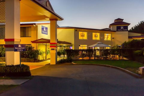 Alpha Canberra Hotel And Apartments - Accommodation Mermaid Beach 7