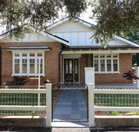 Roseneath Cottage - Orange Heritage - Accommodation Mermaid Beach