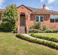 The Yellow Door Guesthouse - Accommodation Mermaid Beach