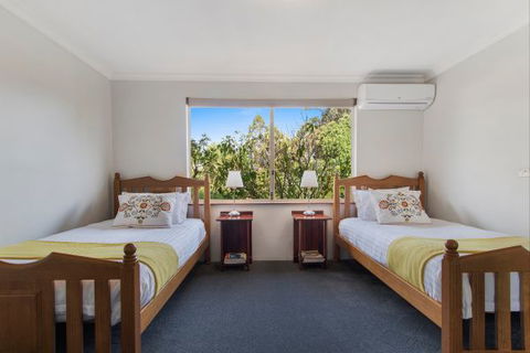 Shambhala Guesthouse - Accommodation Mermaid Beach 2