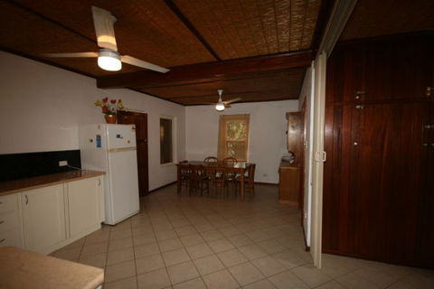 LJ Hooker Goolwa Holiday Rentals - 42 Underwood Avenue, Goolwa Beach - Accommodation Mermaid Beach 25