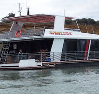 Takeme2 Houseboat - Accommodation Mermaid Beach