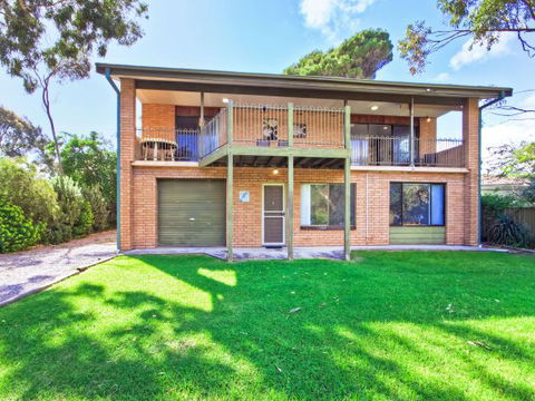 Century 21 SouthCoast: Burrangarra - Accommodation Mermaid Beach 0