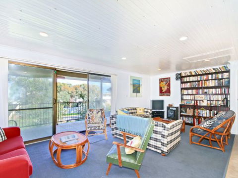 Century 21 SouthCoast: Burrangarra - Accommodation Mermaid Beach 2