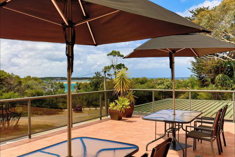 Eugenie's Luxury Accommodation - Accommodation Mermaid Beach 6